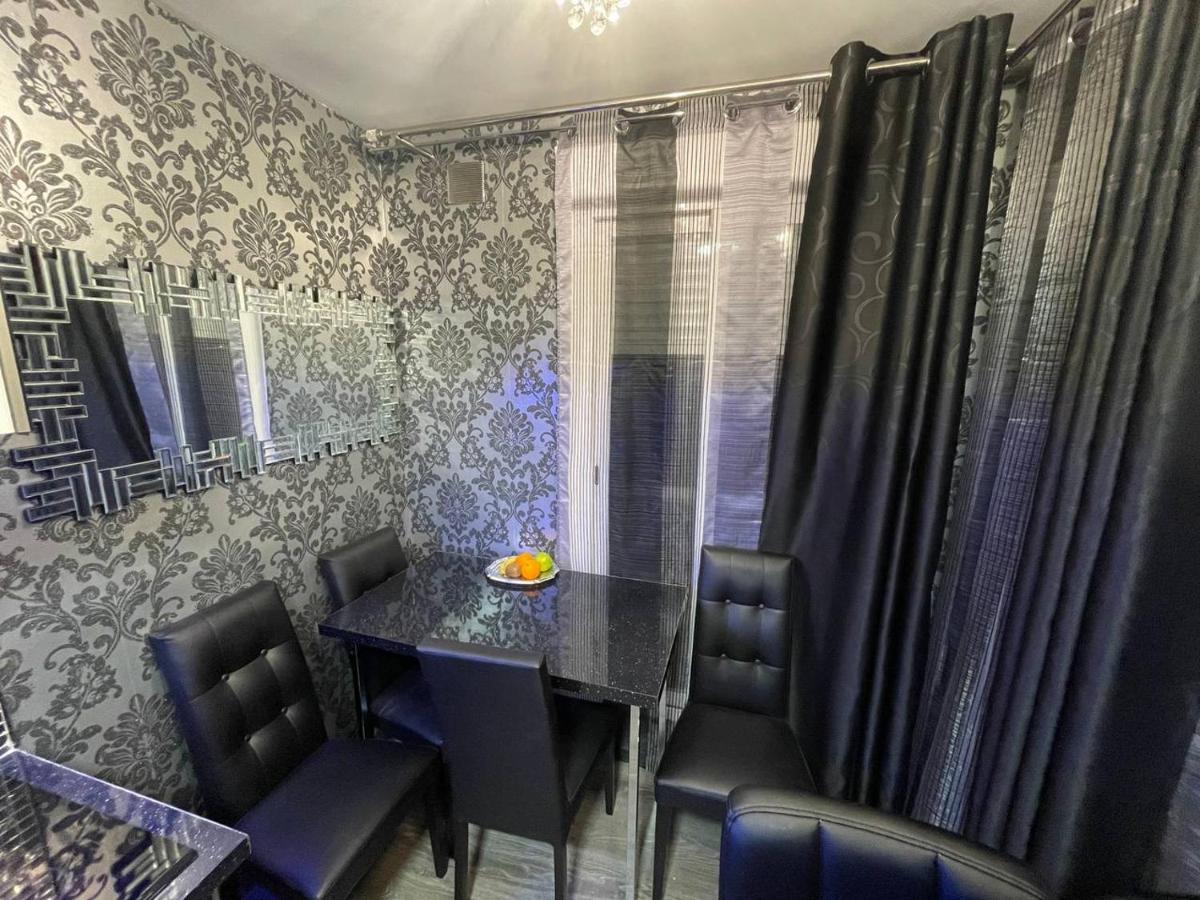 Luxury Room En Madrid Exterior photo
