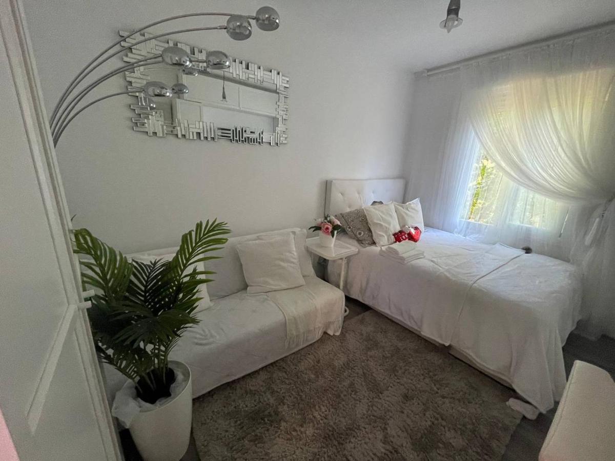 Luxury Room En Madrid Exterior photo