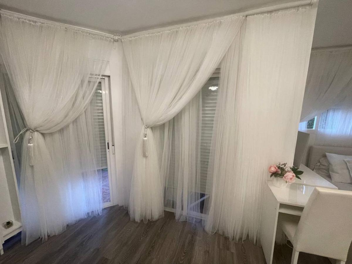 Luxury Room En Madrid Exterior photo