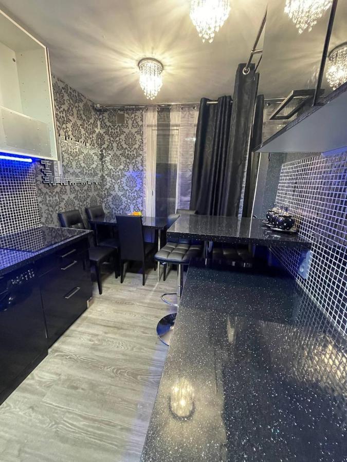 Luxury Room En Madrid Exterior photo