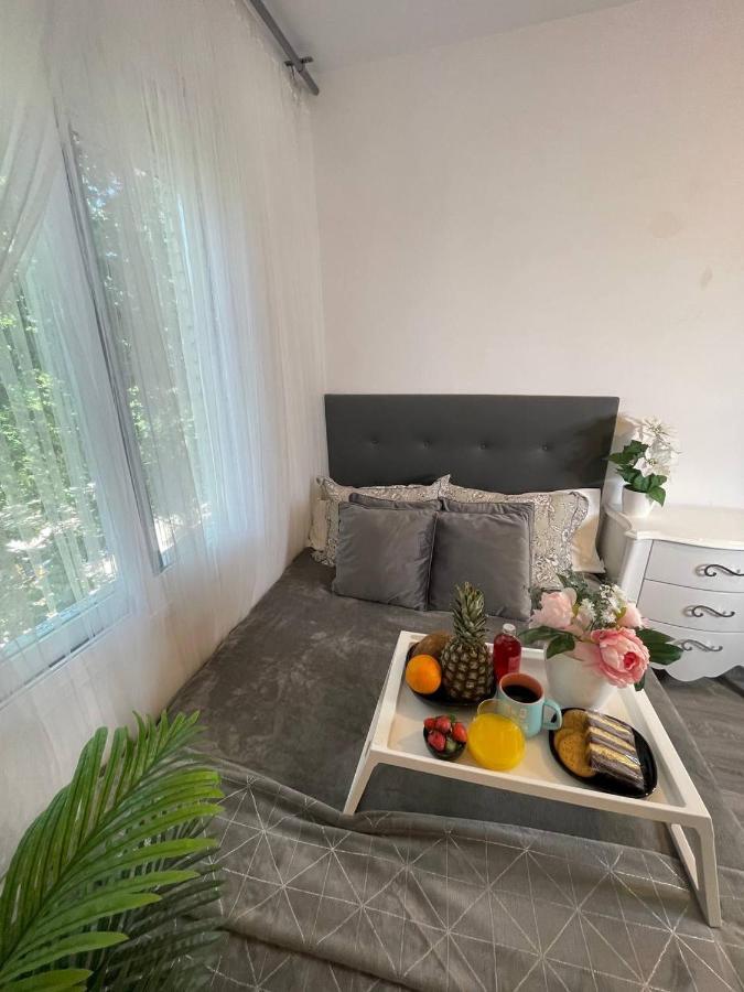 Luxury Room En Madrid Exterior photo