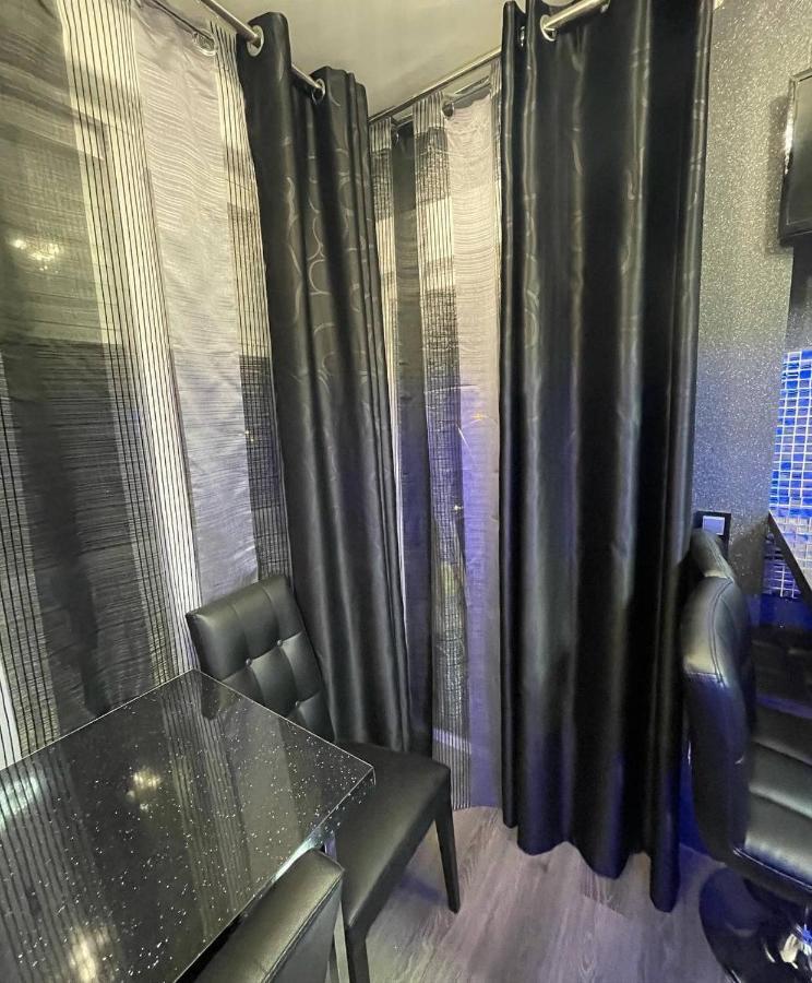 Luxury Room En Madrid Exterior photo
